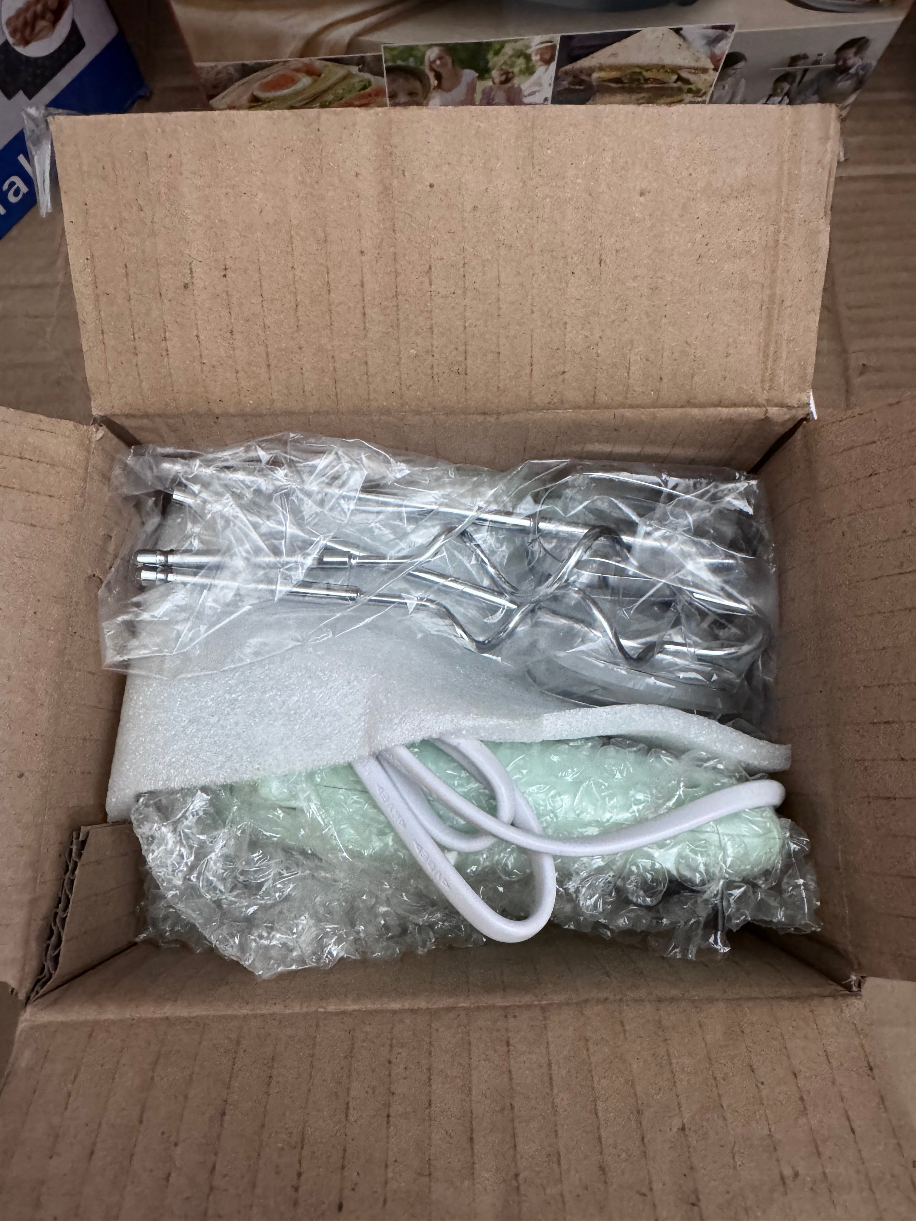 Lot Imported Electric Hand Mixer with Beaters & Dough Hooks – Turbo Kitchen Mixer Pakistan