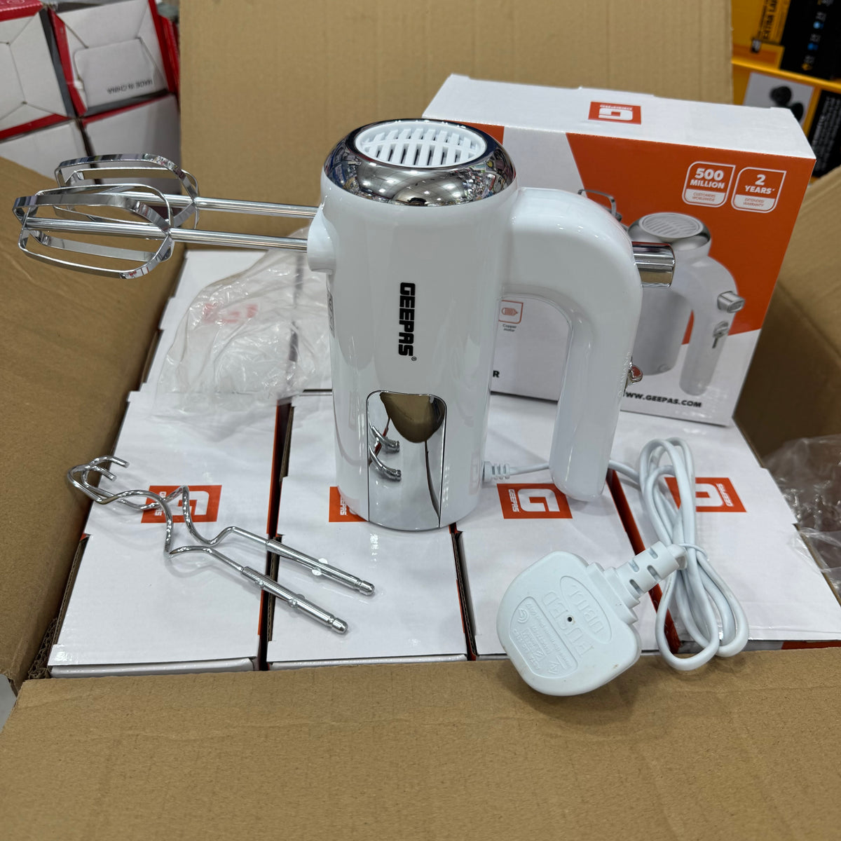 Geepas 200W Hand Mixer – Model GHM43055P