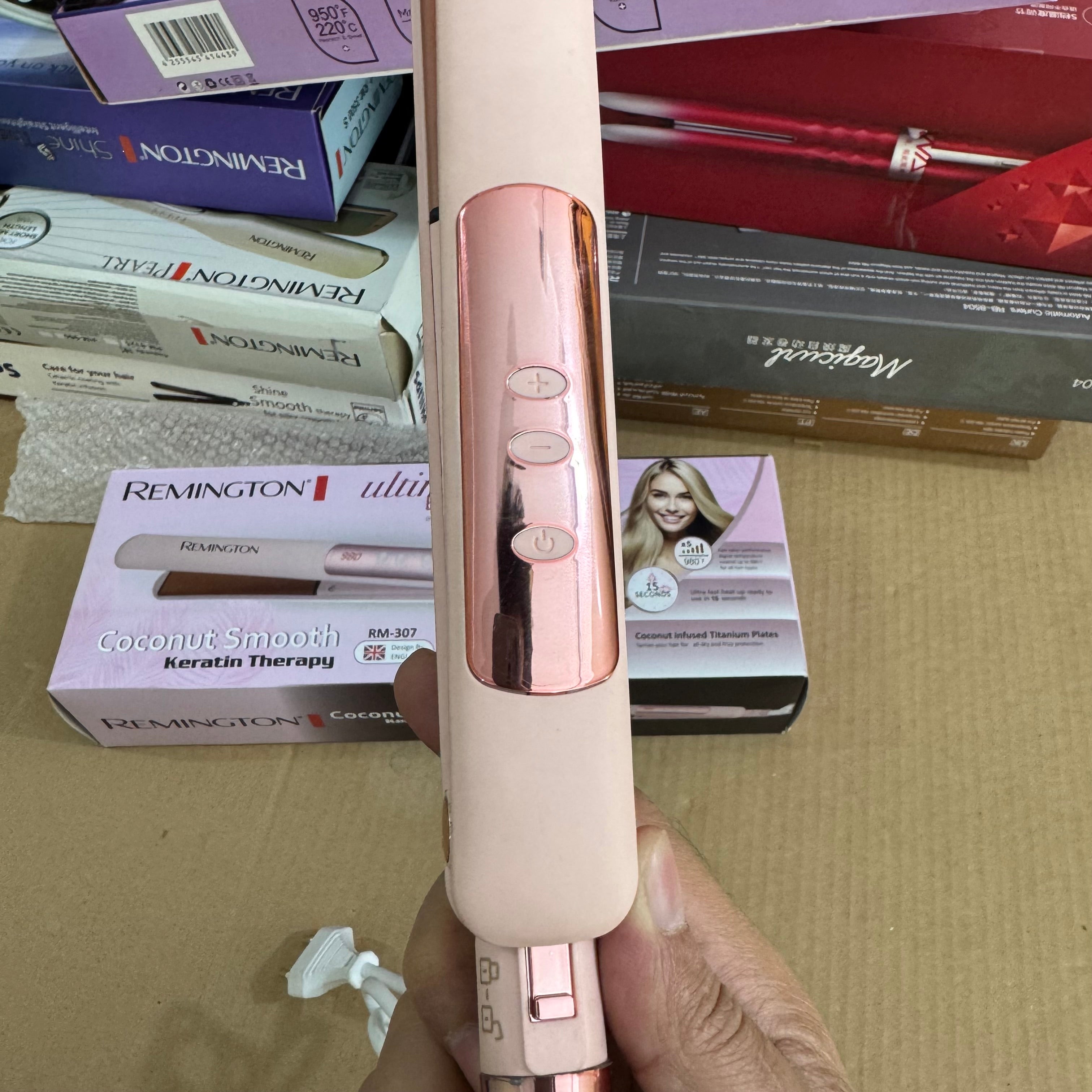 Remington Coconut Smooth Keratin Therapy Hair Straightener - Model RM-307 Lot Imported