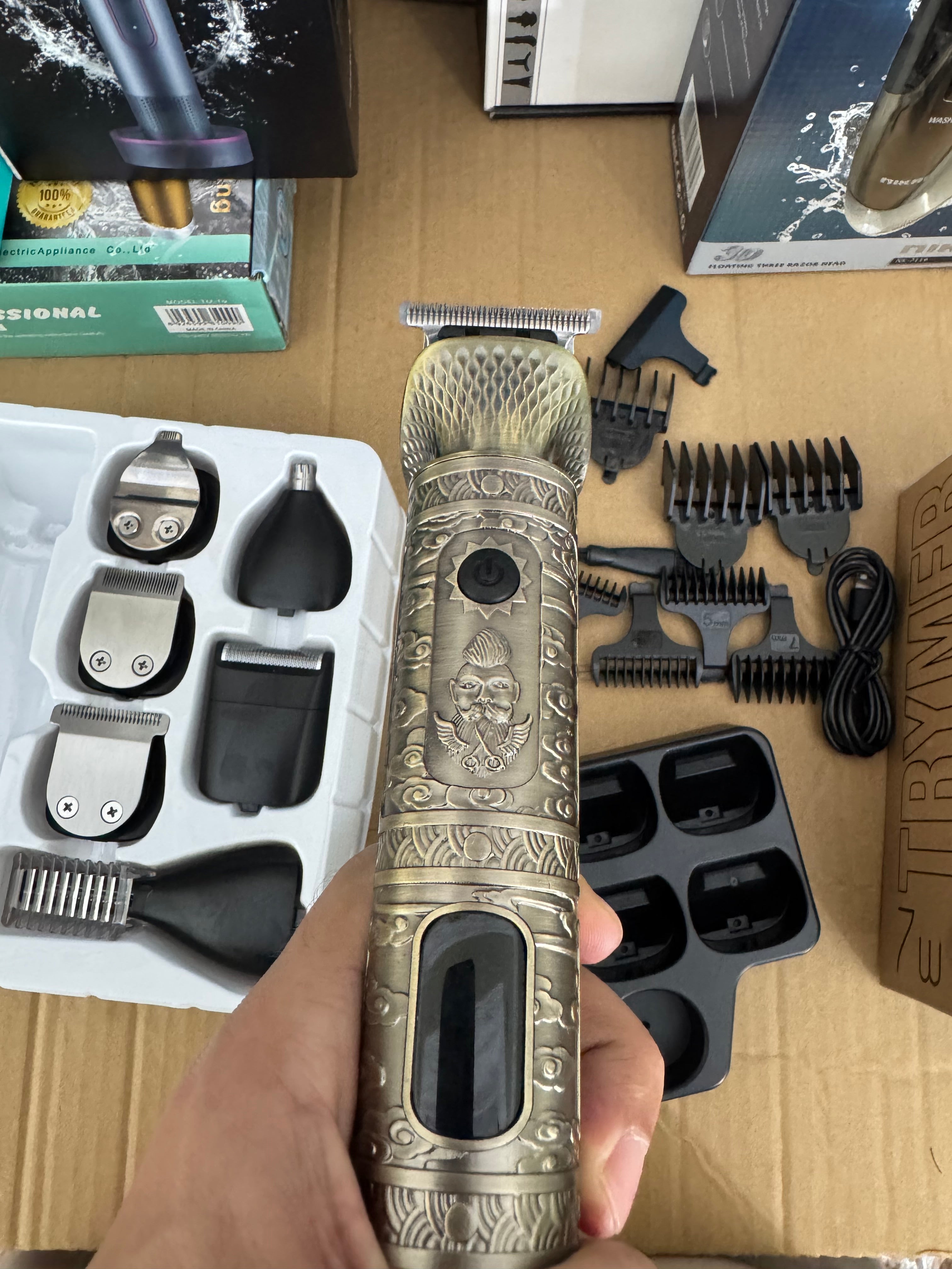 Electo W-701 7-in-1 Professional Trimmer & Grooming Kit for Men