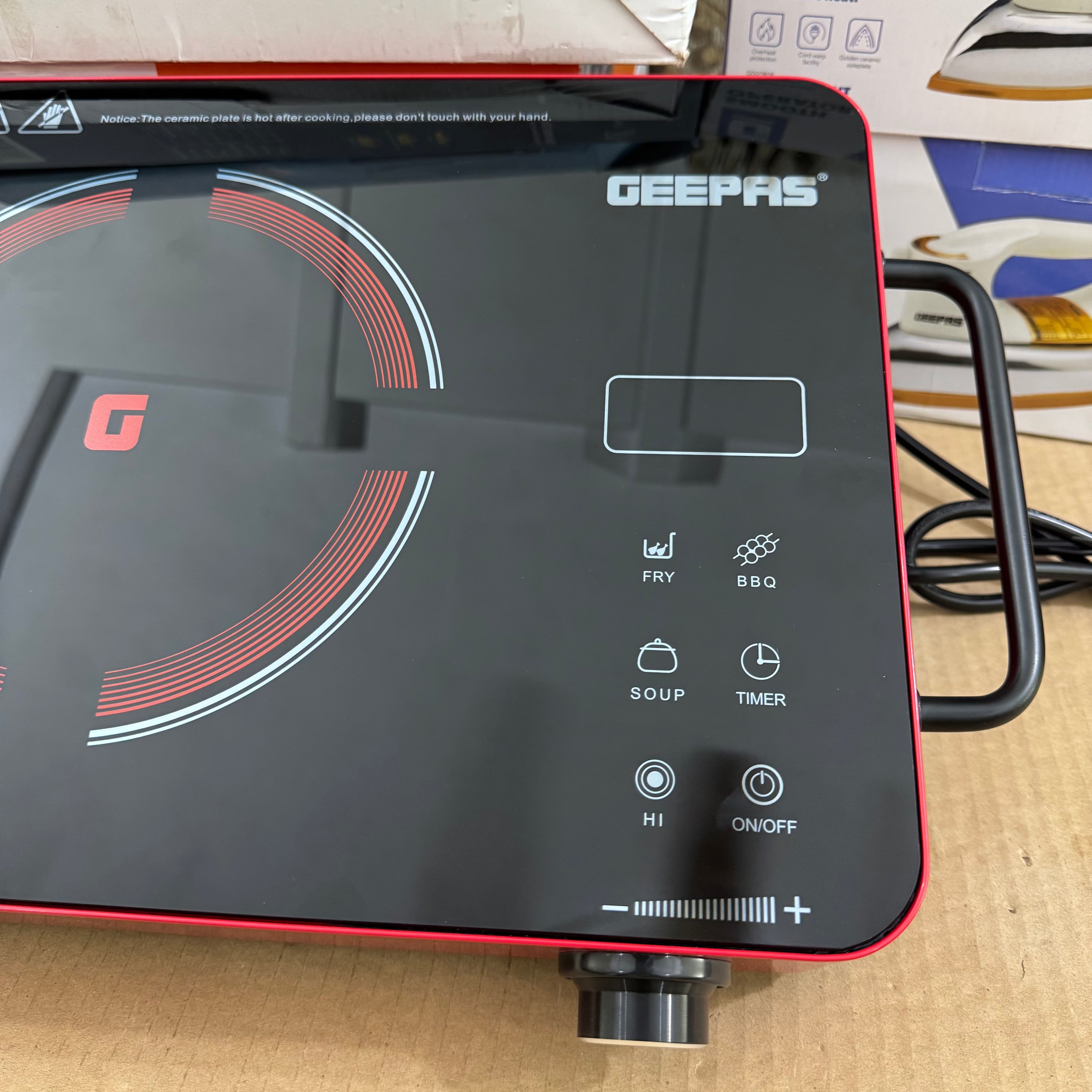 Geepas Digital Infrared Cooker GIC6922P-3K