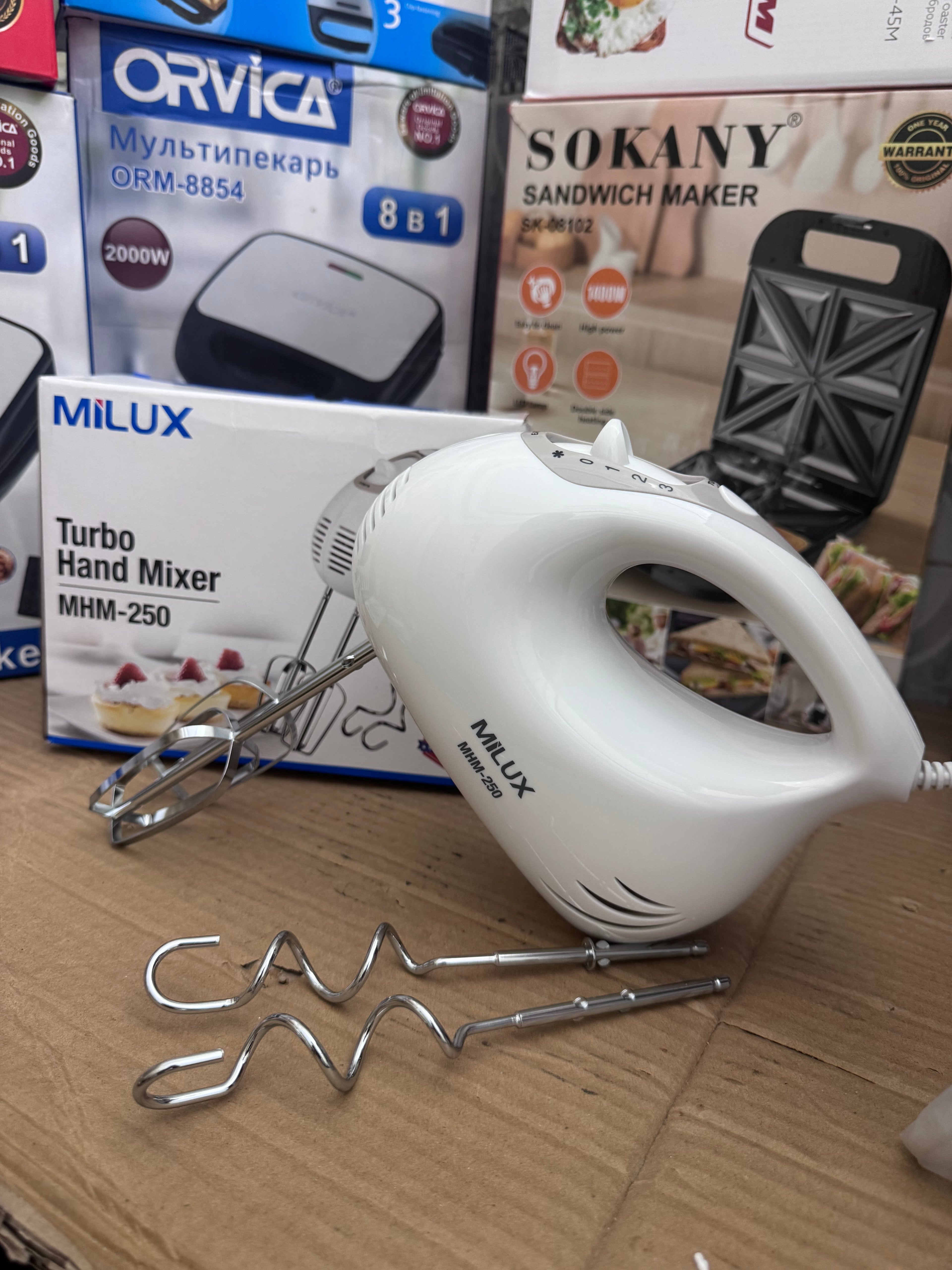 Milux Turbo Hand Mixer MHM-250 (Lot Imported) – Powerful Kitchen Hand Mixer in Pakistan