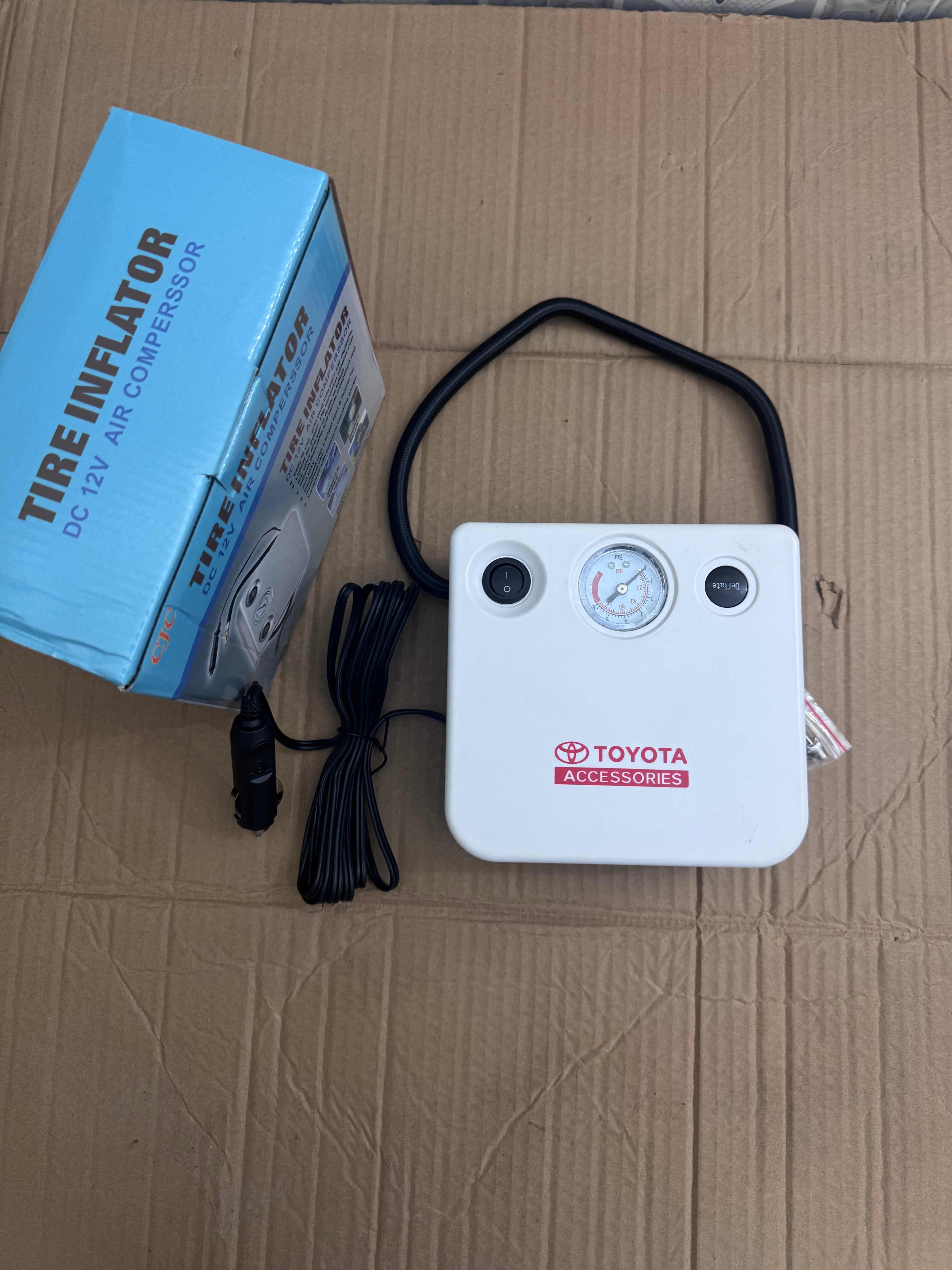 Japan Lot Imported dc 12v tyre Inflator Air Compressor