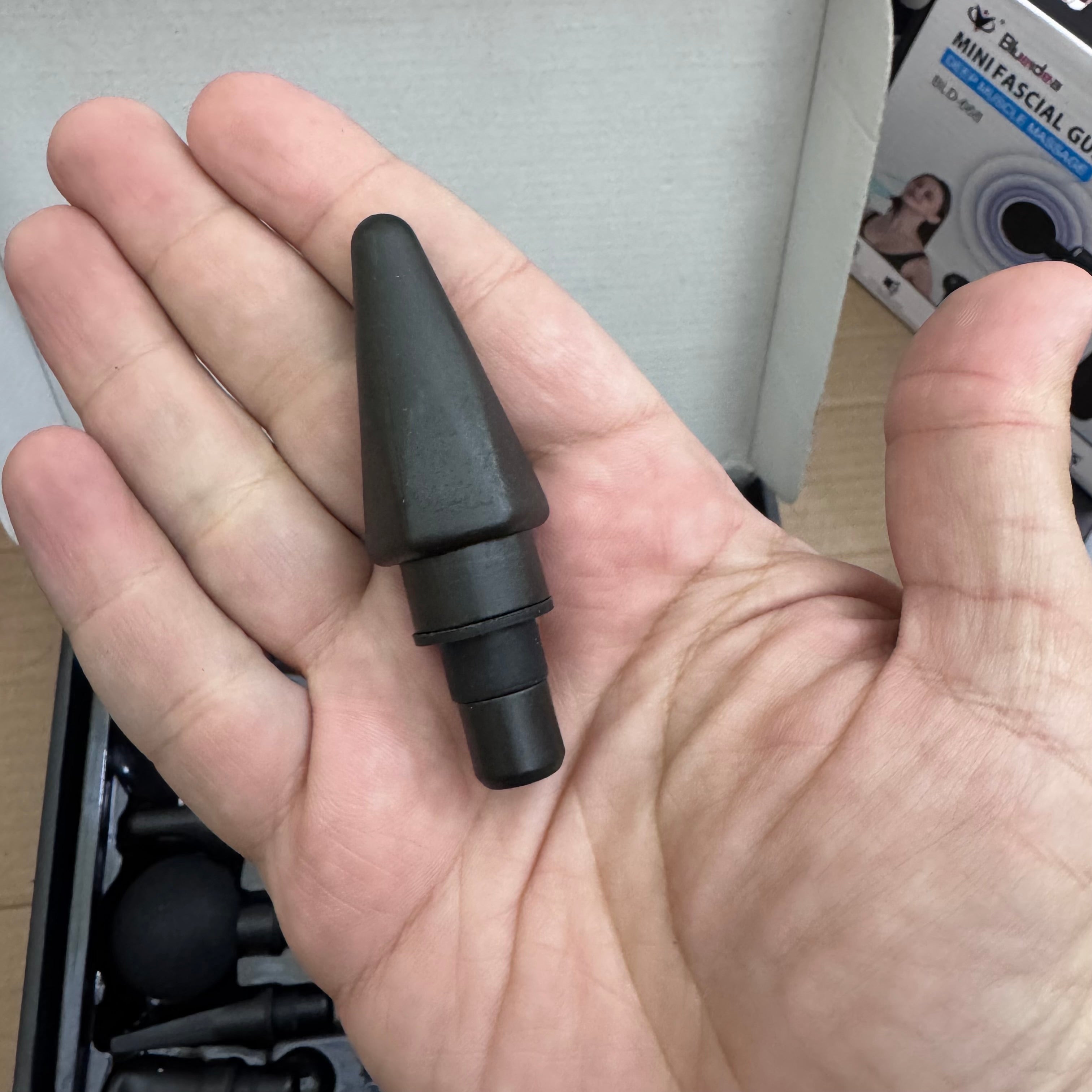 Lot Imported Blueidea LCD Display Fascial Gun – Deep Muscle Massage Gun with 8 Heads