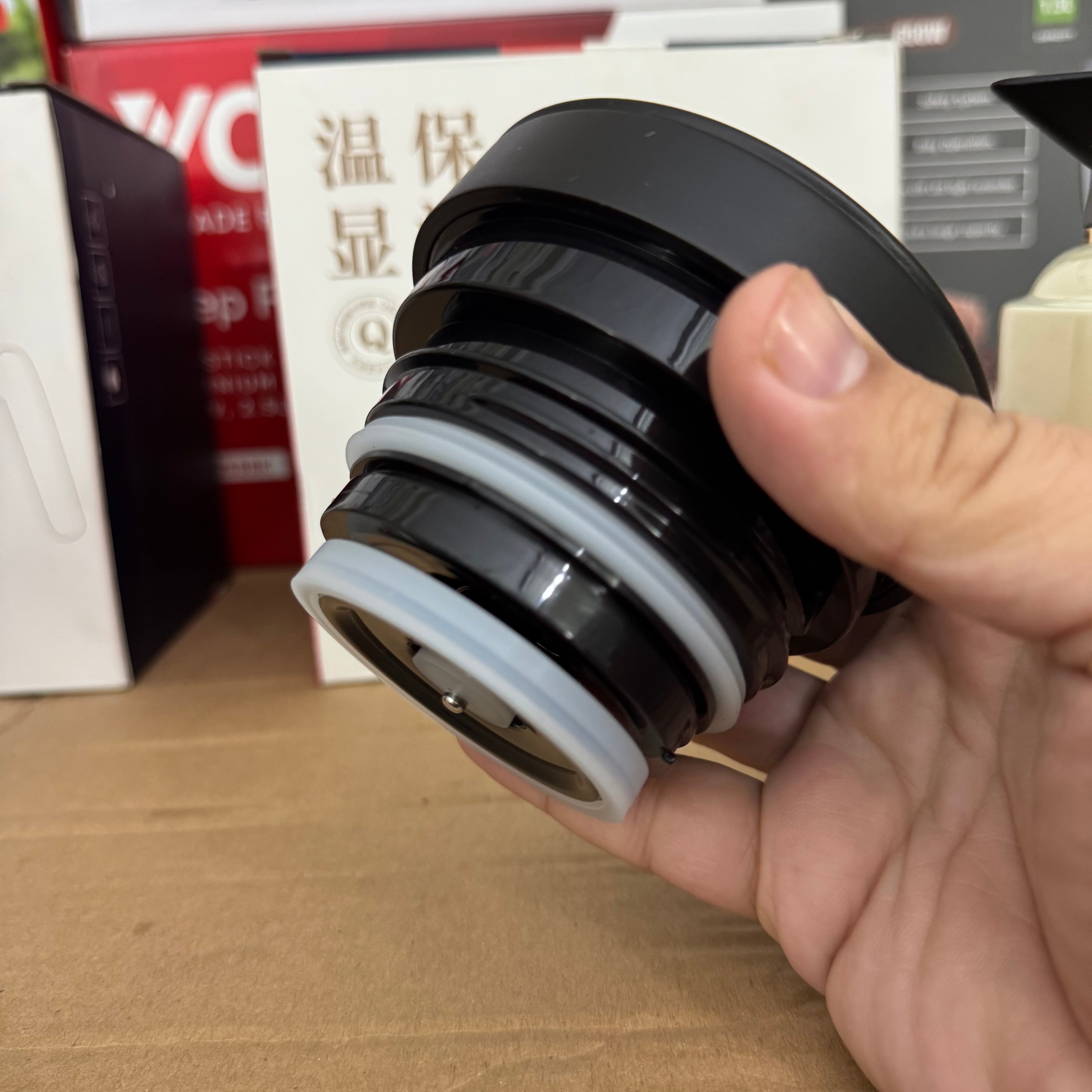 Premium 1.0L Insulated Thermal Tea Pot | Smart Temperature Display & Wood Handle