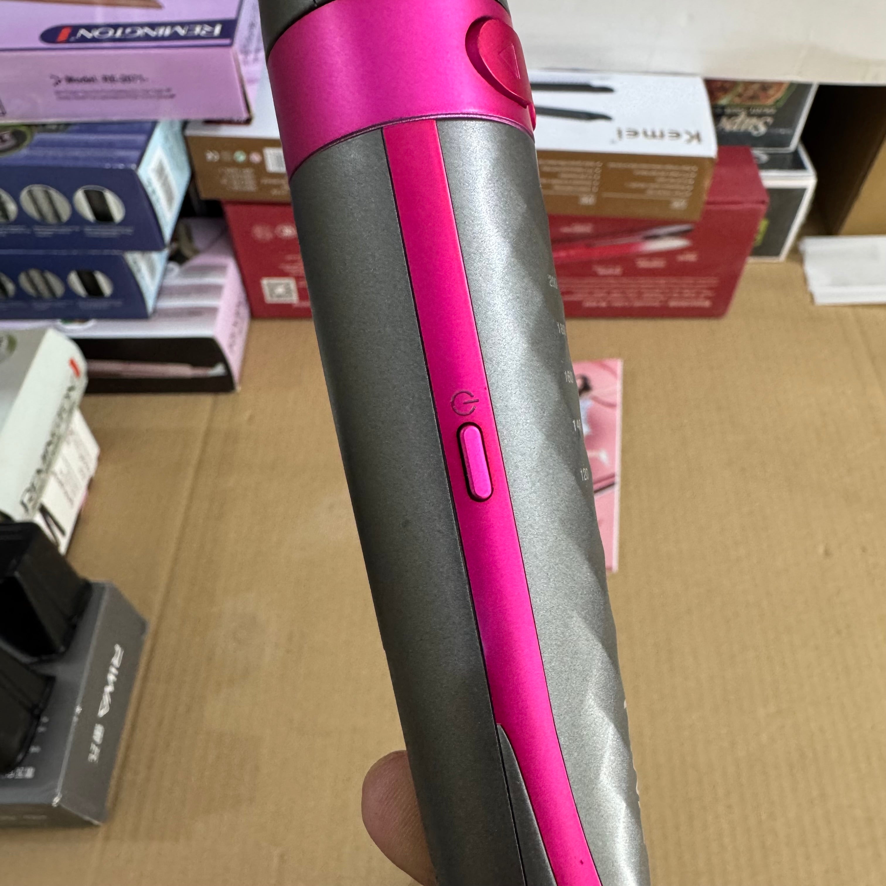 RIWA Magicurl Auto-Rotating Hair Curler - Model RB-8504 Lot Imported