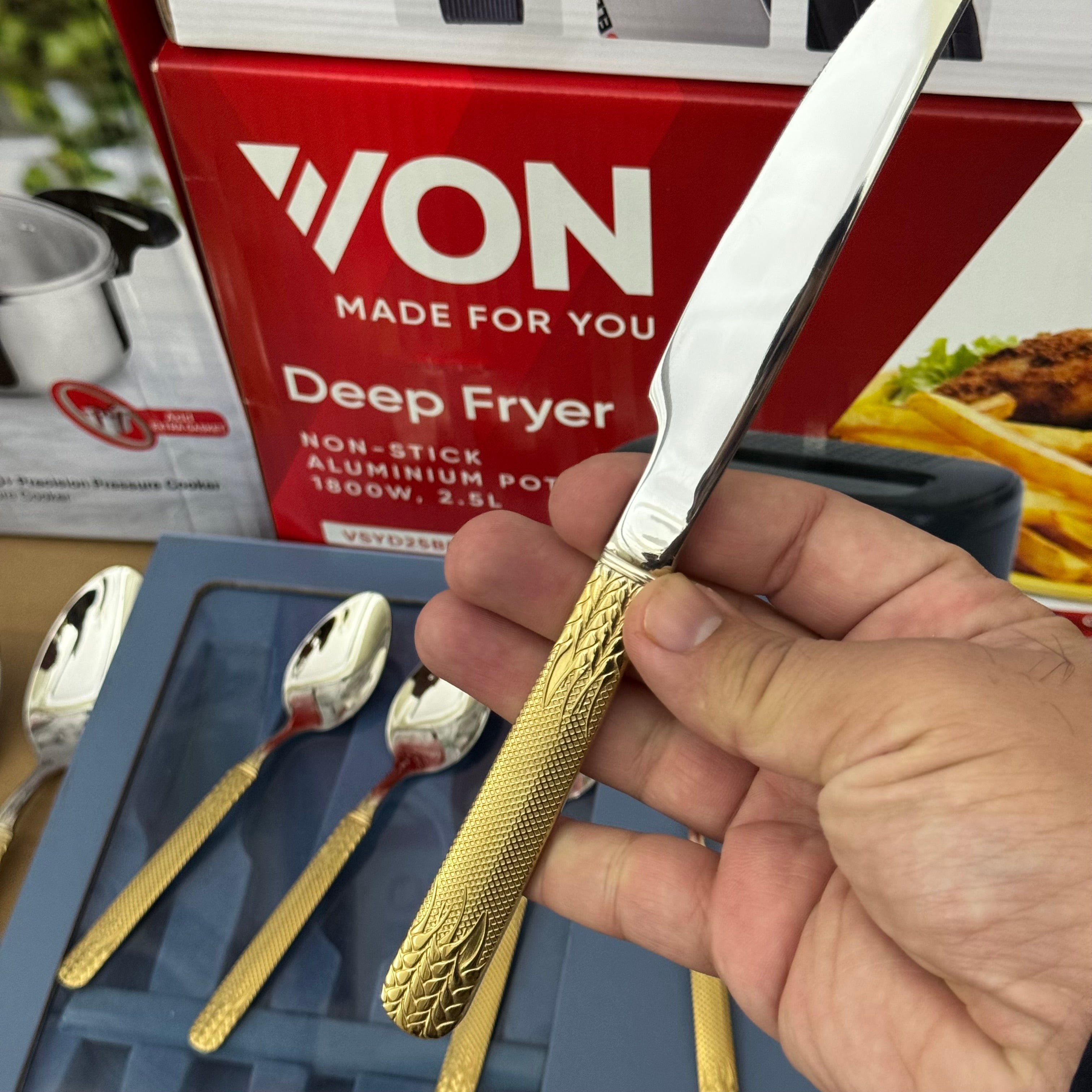 KDK 24-Piece Gold Textured Stainless Steel Cutlery Set | Service for 6