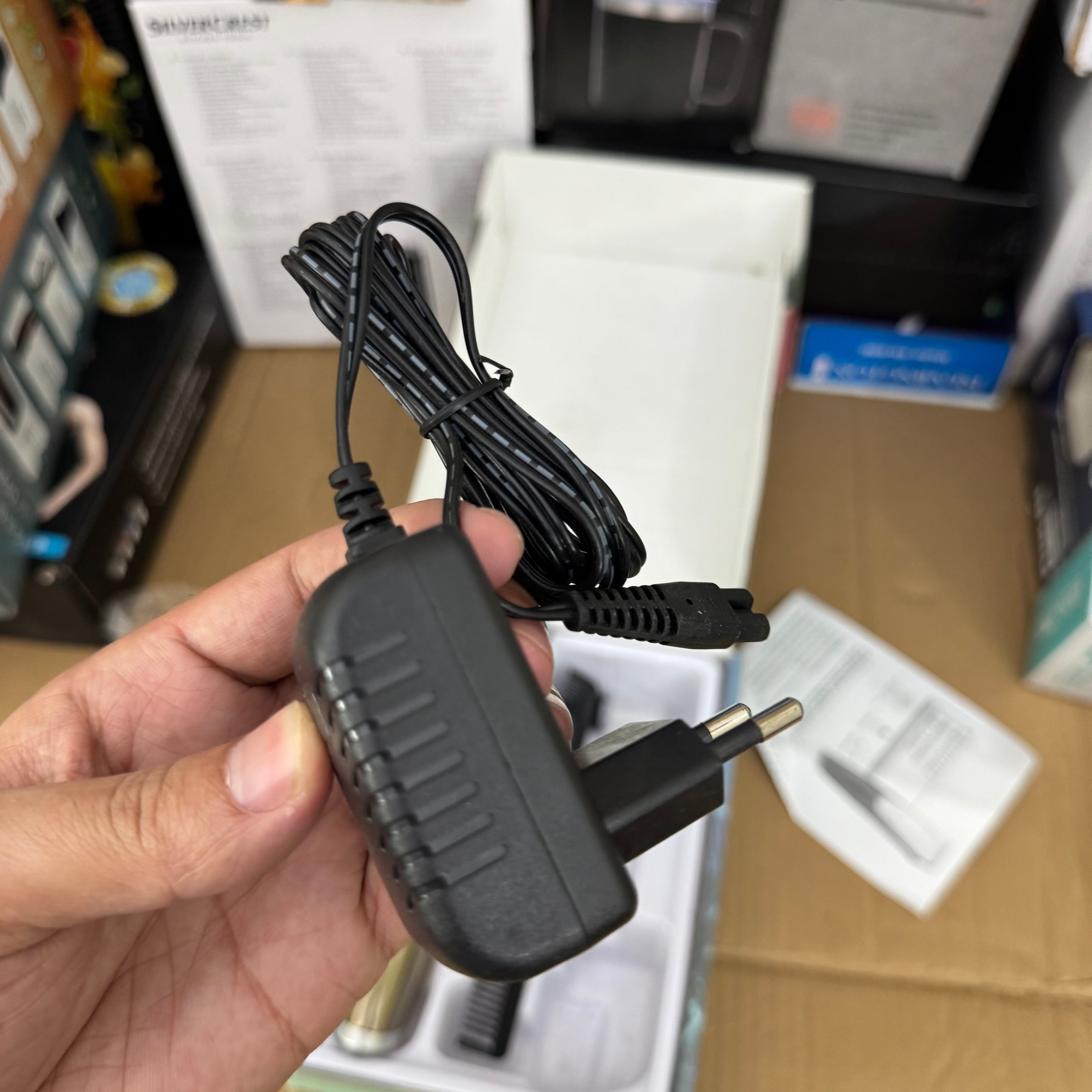 Lot Imported Trimmer TM-T9 Professional Hair Clipper - Full-Body Waterproof