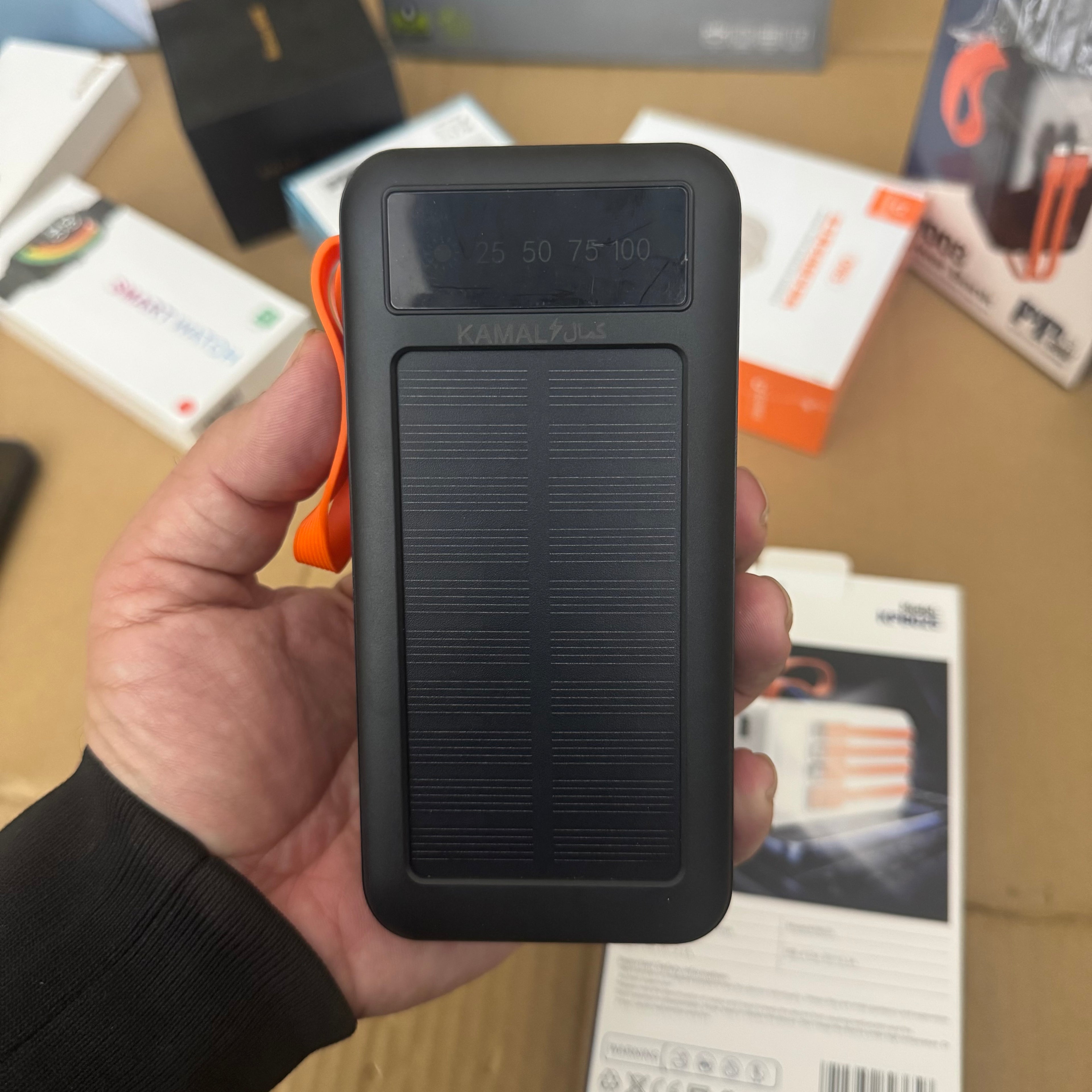 Dubai lot imported Kamal KPB025 20000mAh Solar Power Bank with Built-in Cables