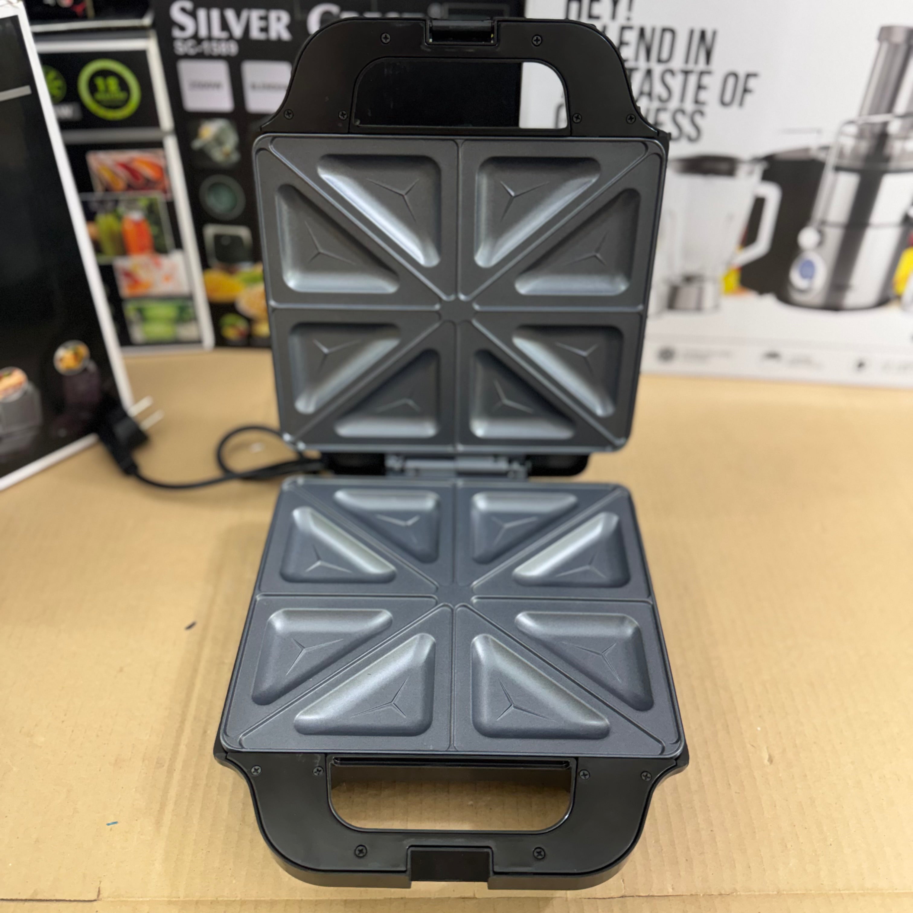 Super Crest 1400W Sandwich Maker SCT-6027