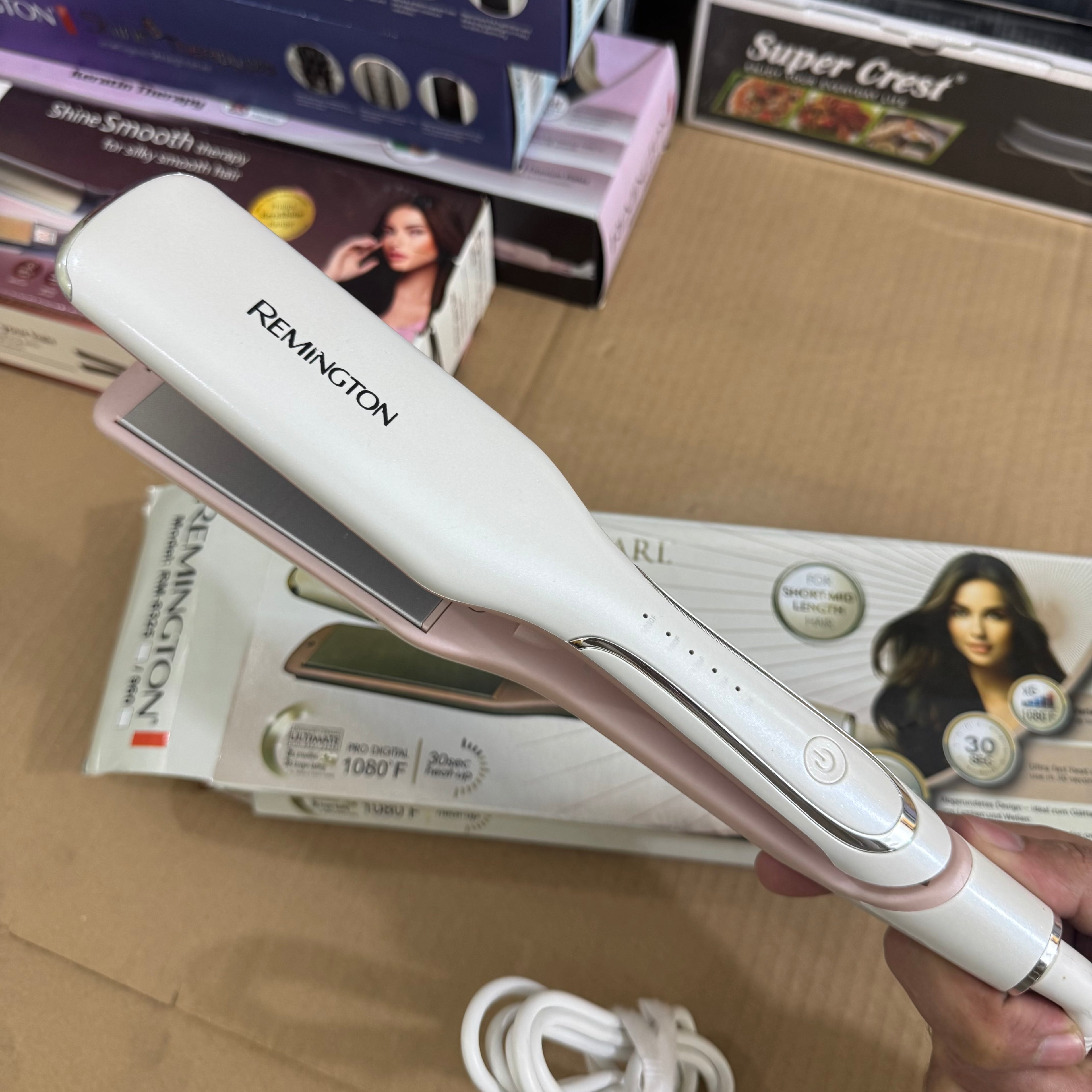 Remington Pearl Pro Digital Hair Straightener - Model S9500