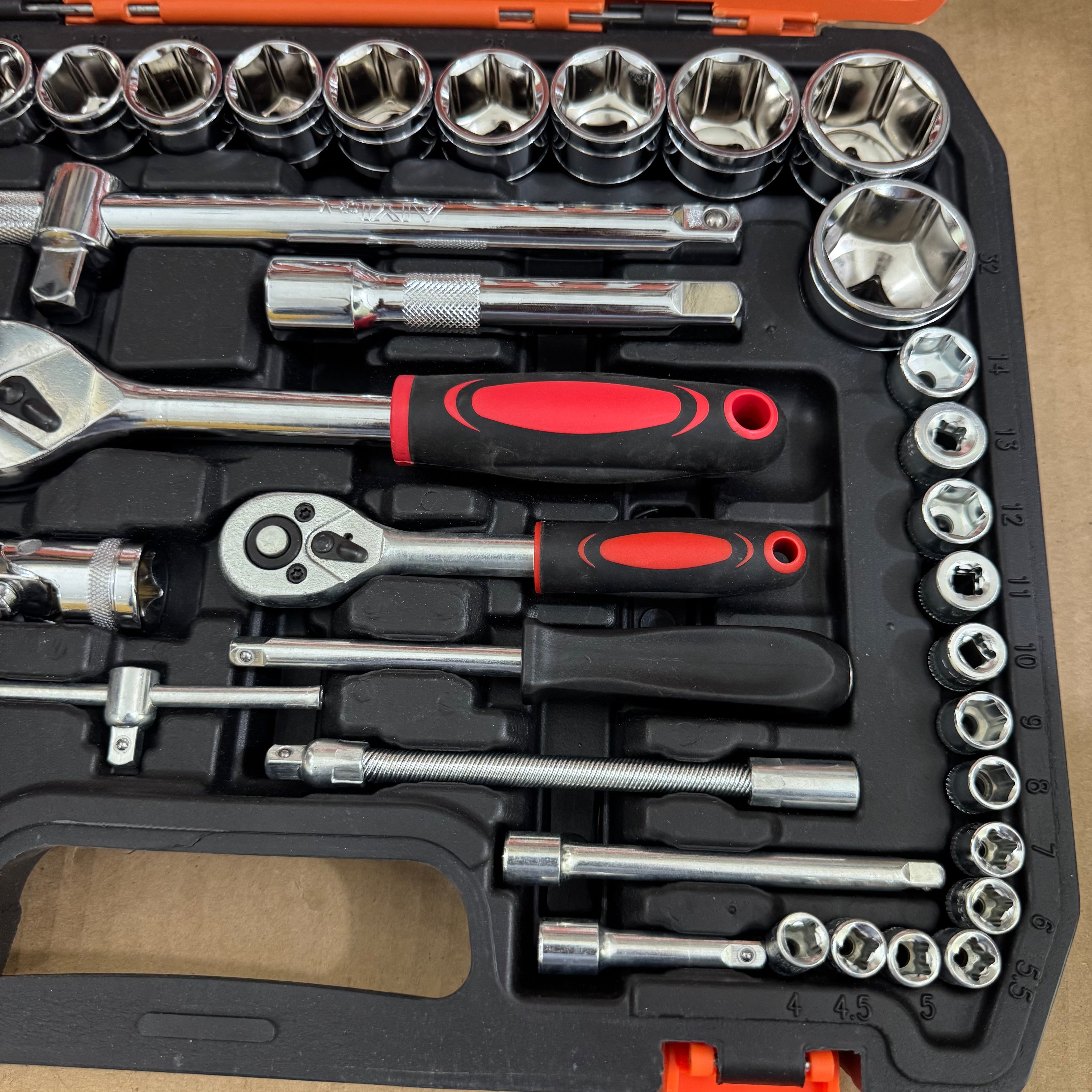 61-Pcs Professional Chrome Vanadium Socket & Wrench Tool Set German
