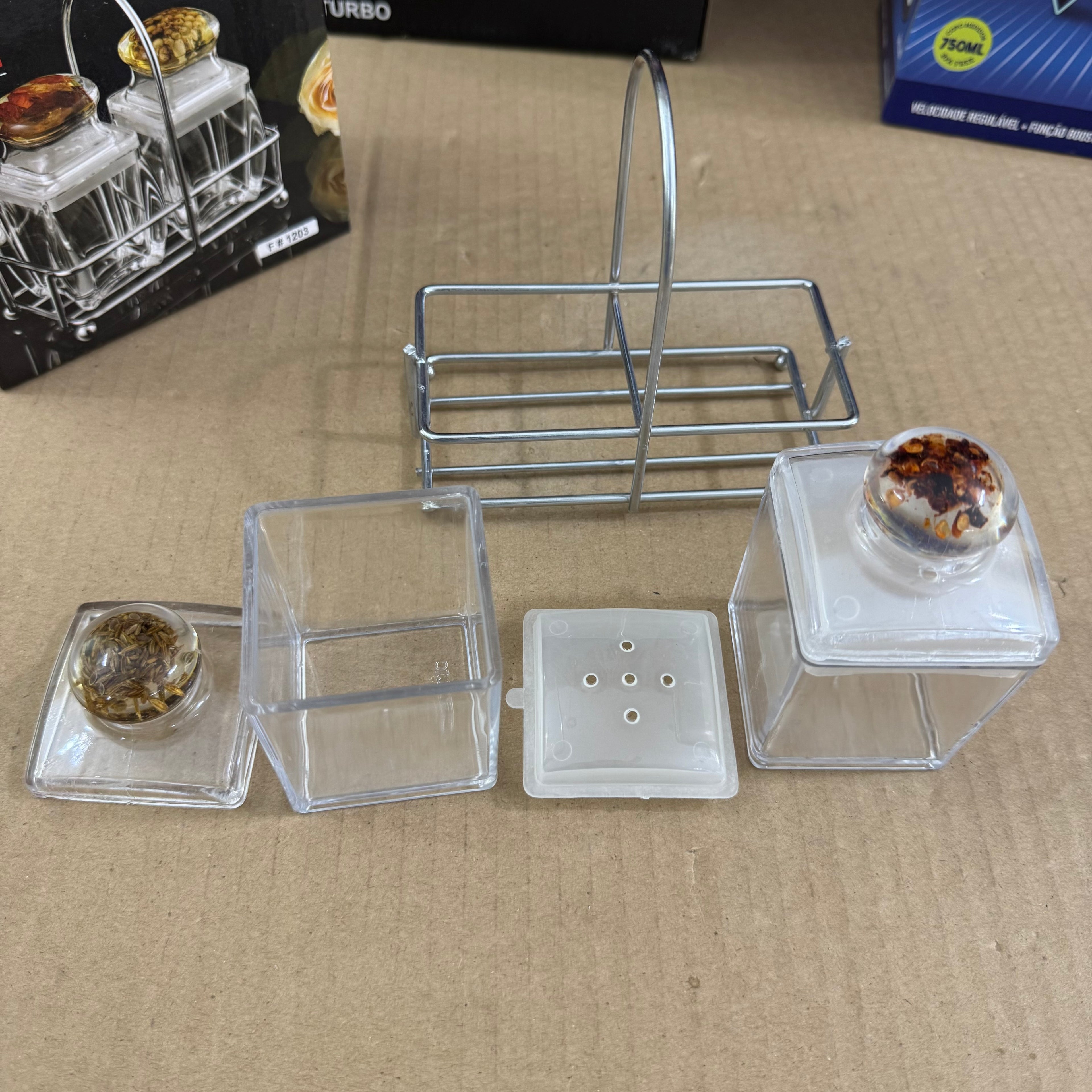 Falcon Brand 2-Piece Glass Spice Set