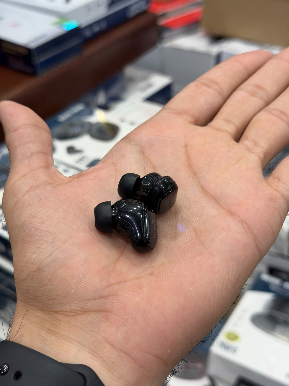 Kamal K982 Mini Wireless Earbuds – 20H Playback TWS Earphones