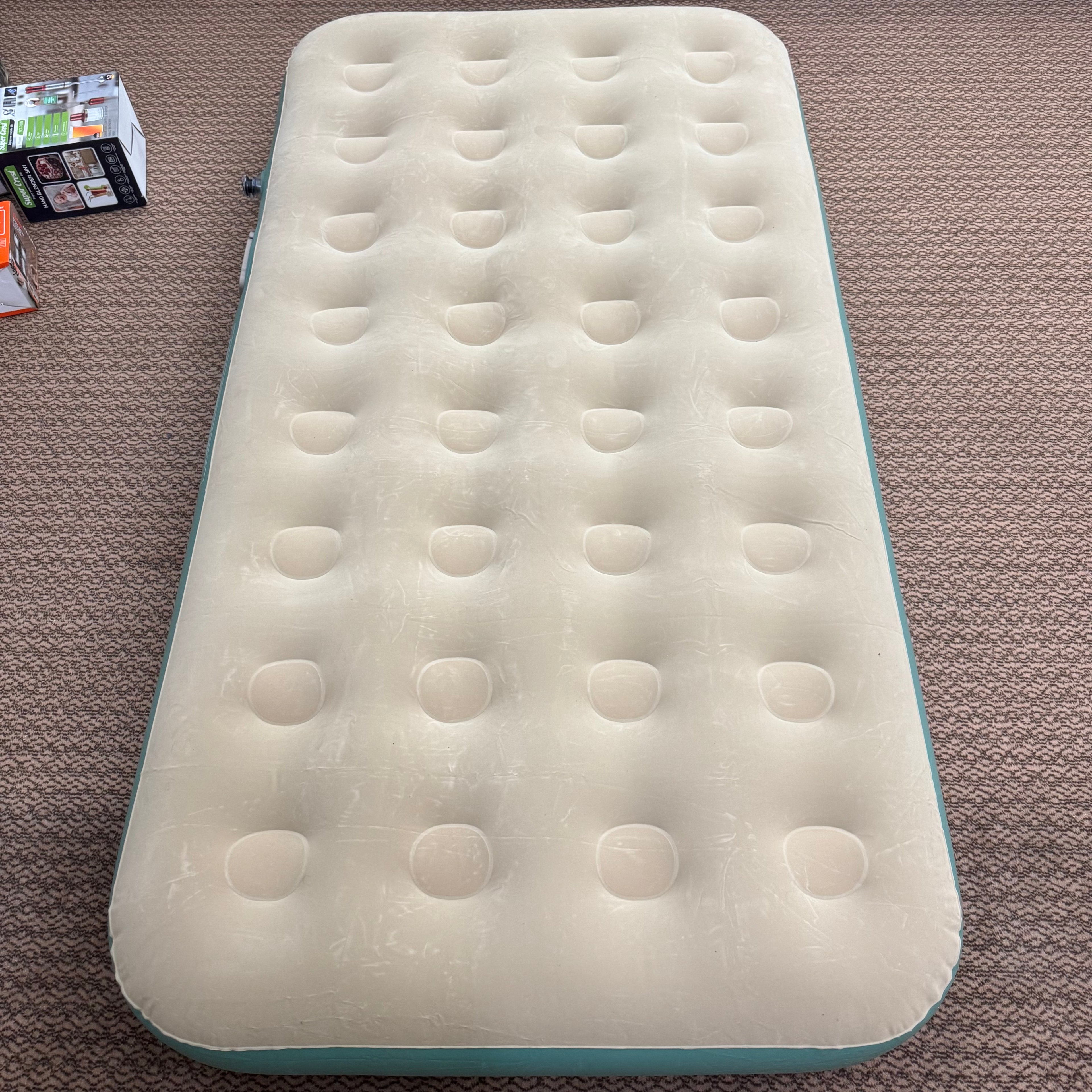 Leedsooy 94003 Single Size Portable Air Mattress Lot Imported