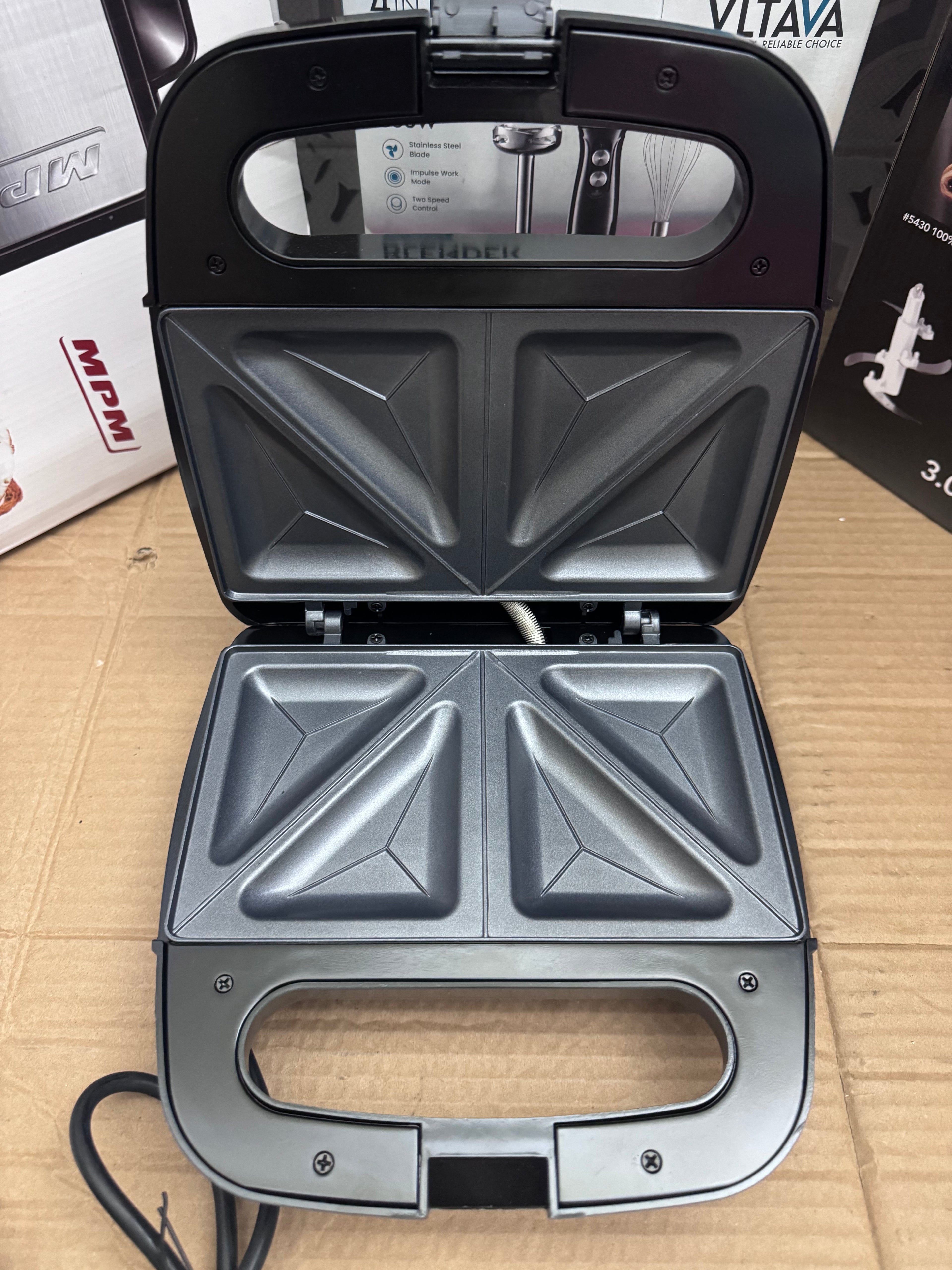 VITEK VT-7147 Sandwich Maker 750W – Lot Imported