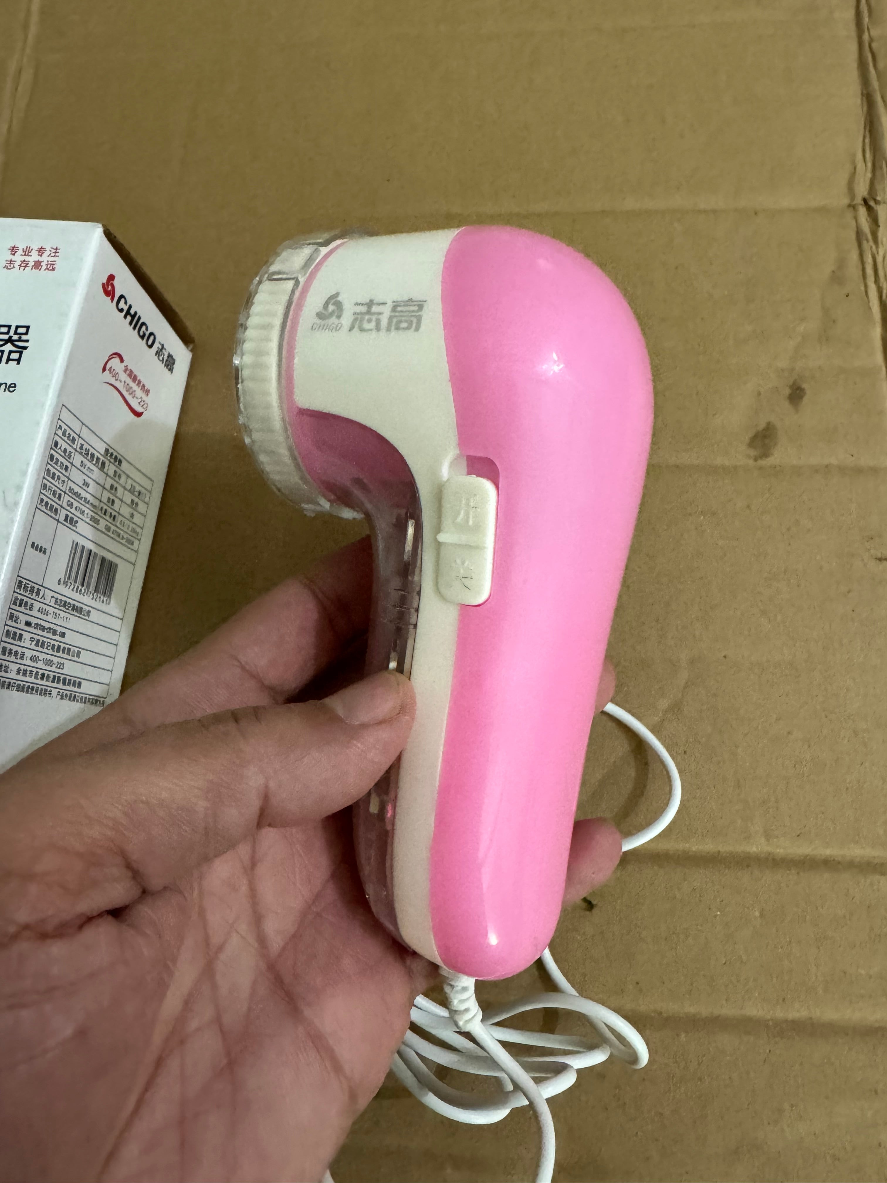 Lot Imported CHIGO Electric Lint Remover