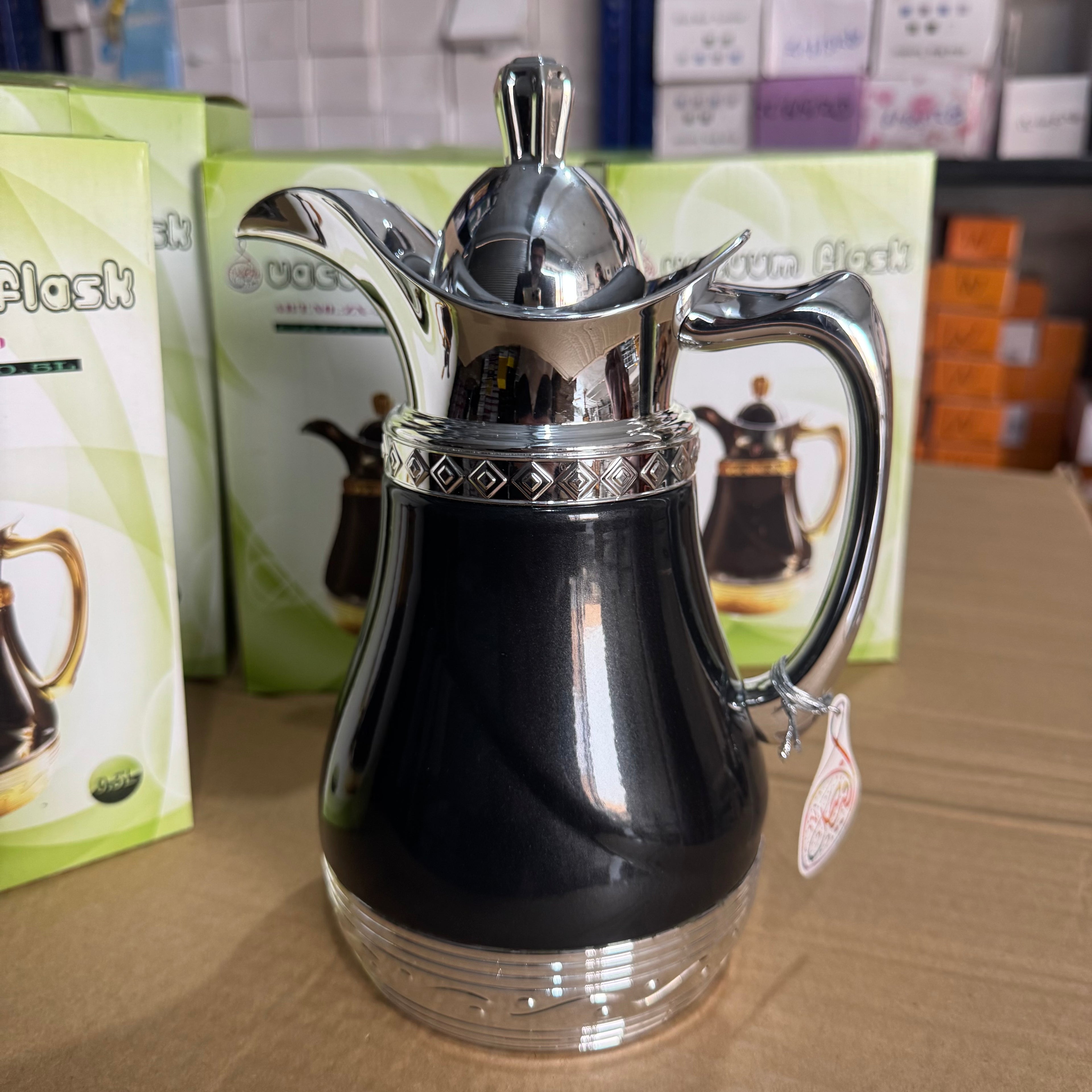 0.5L Premium Vacuum Flask - Insulated Thermal Coffee Carafe with Glass Liner