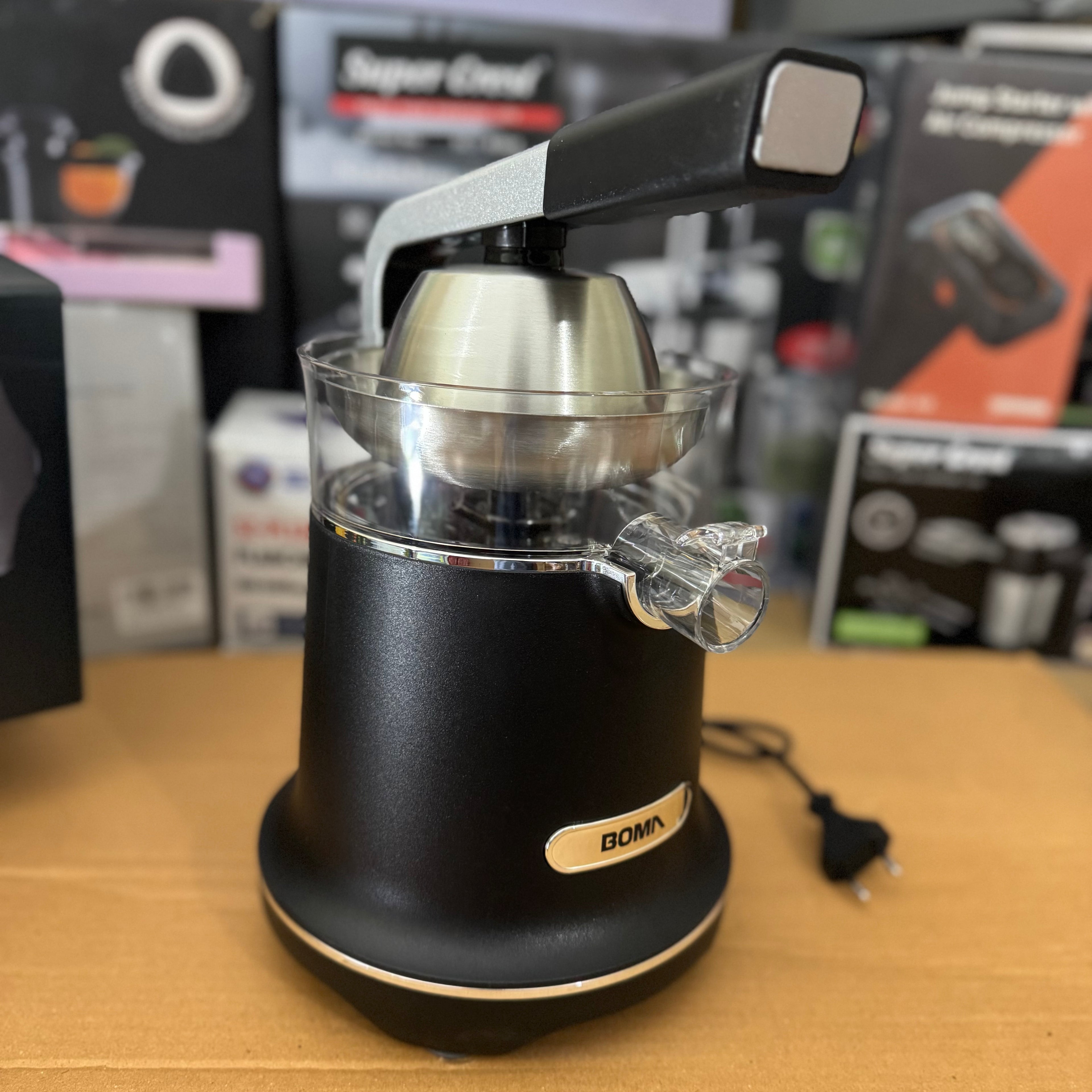 BOMA 350W Electric Citrus Juicer BM-675B - Lot Imported