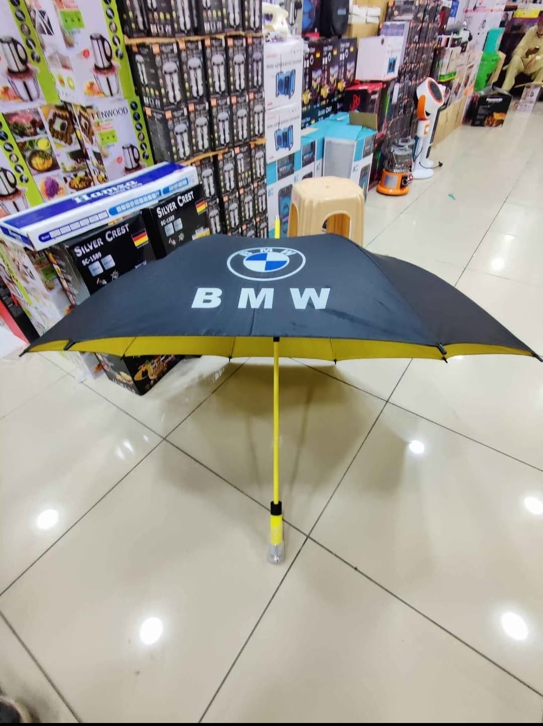 BMW Luxury 4-Person UV-Protected Umbrella