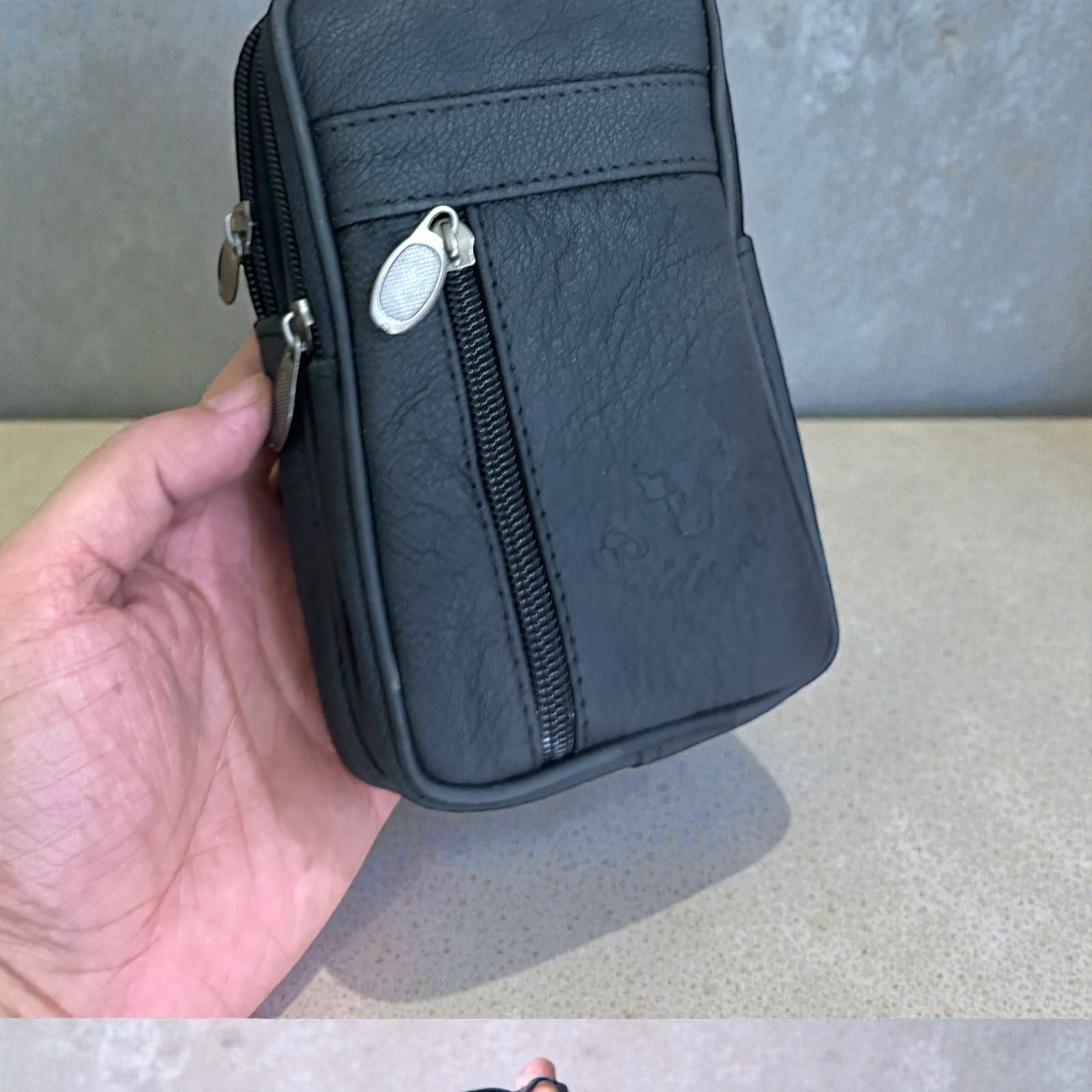 Small Leather Crossbody Shoulder Bag for Men & Women – Compact Travel Phone Pouch with Adjustable Strap
