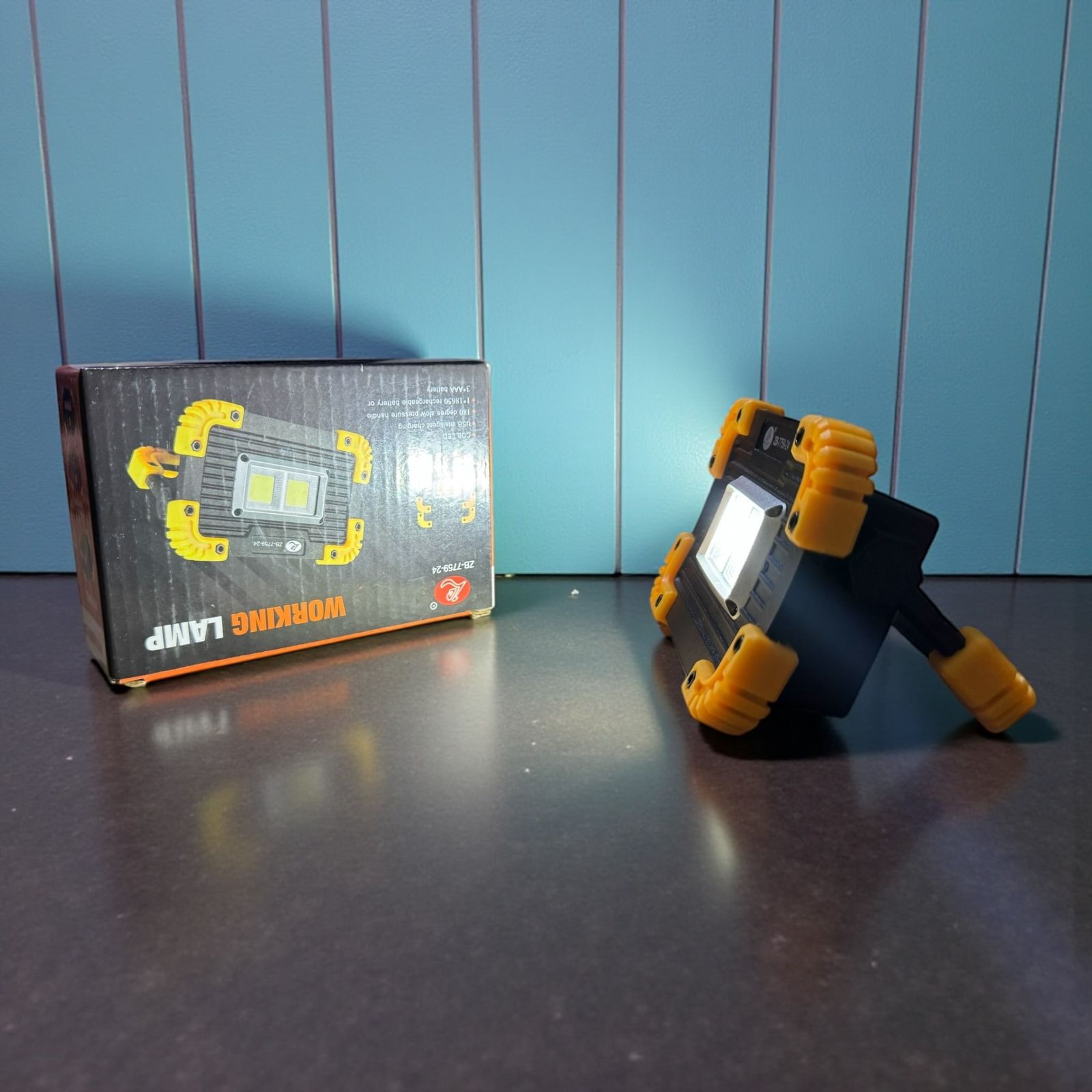 Rechargeable COB LED Work Light – Portable High Power Working Lamp for Camping & Emergency