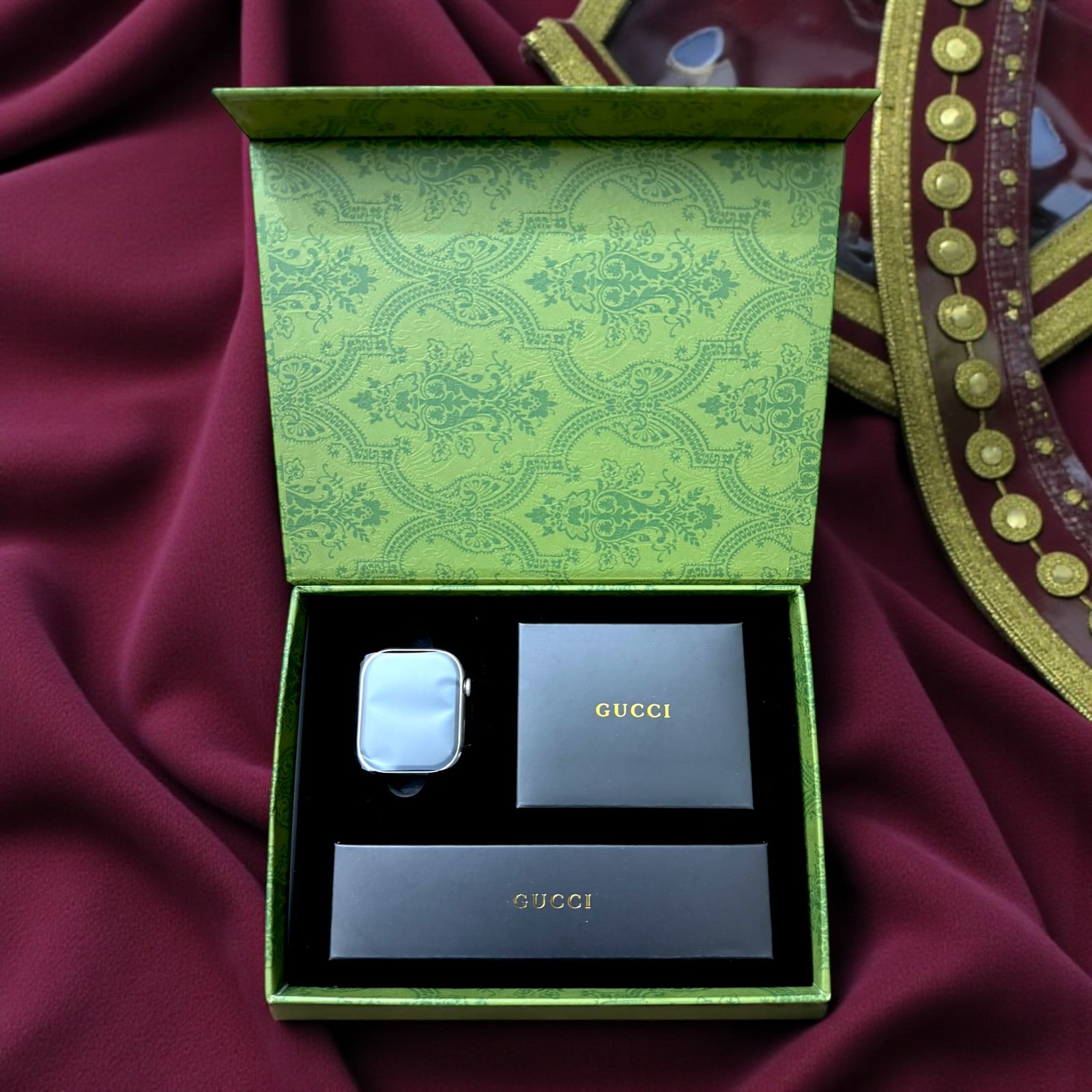 Gucci Apple Watch Luxury Edition – Designer Boxed Smart Watch