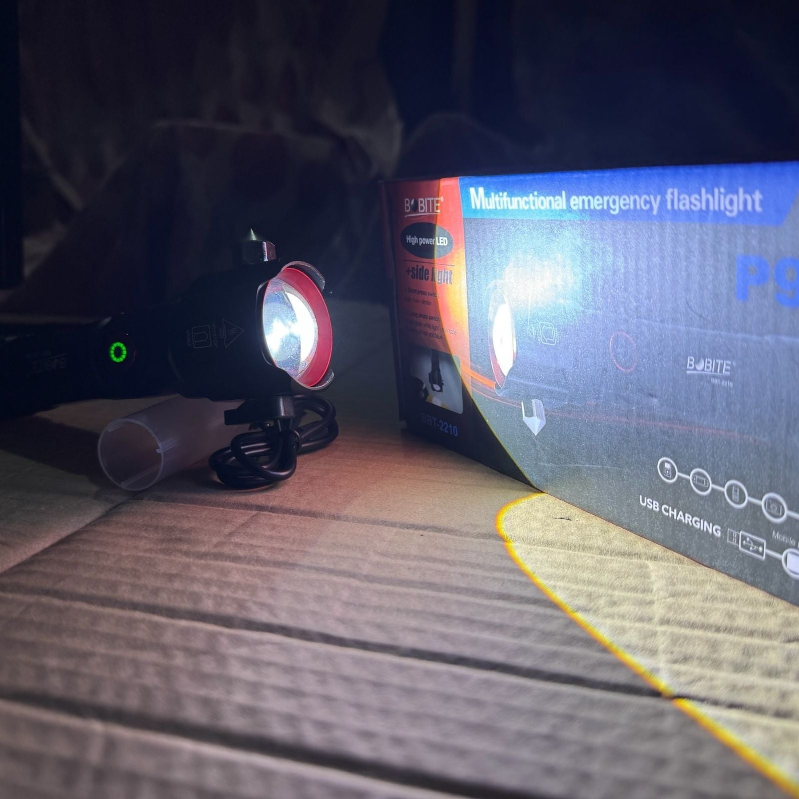 BOBITE BBT-2210 Rechargeable Tactical LED Flashlight with 12000mAh Battery