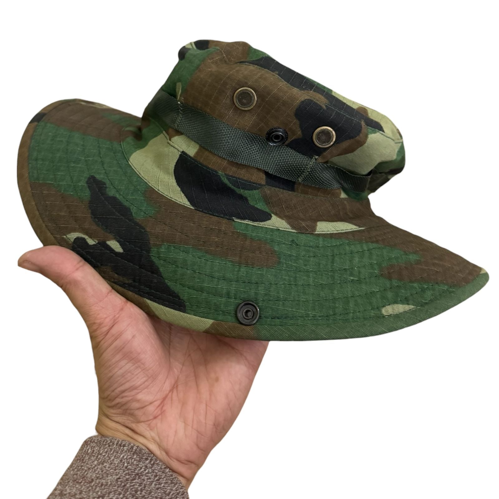 Tactical Camouflage Boonie Hat with Chin Strap – Outdoor & Military Style Sun Hat