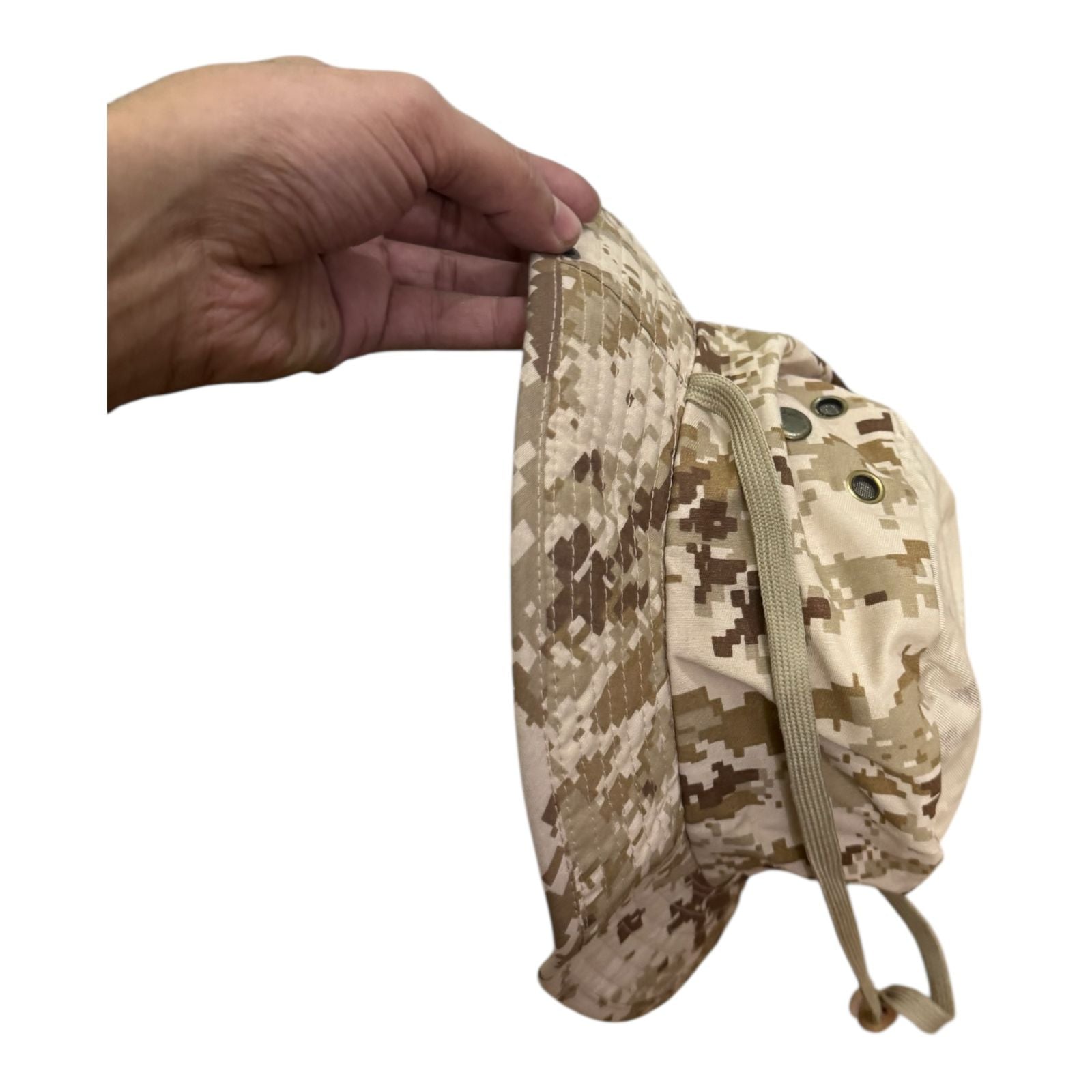 Tactical Camouflage Boonie Hat with Chin Strap – Outdoor & Military Style Sun Hat